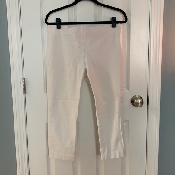 Lauren Pull On White Capri Pants‎ - 8 Petite - Picture 1 of 5